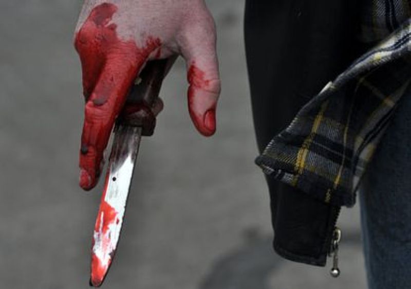 В Копейске мужчина порезал четверых подростков за шум во дворе