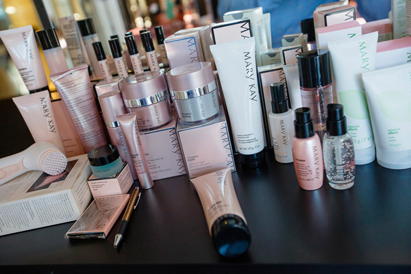 Почему стоит купить продукцию Mary Kay: красота, качество и уверенность